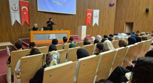 Staja başlayan öğrencilere 'Genel Uyum Eğitimi' verildi