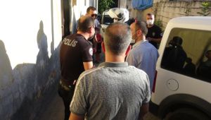 Suriye uyruklu mendil satıcıları polise saldırdı: 2 gözaltı