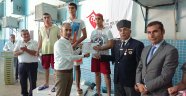 Yüzücüler Gaziler İçin Kulaç Attı