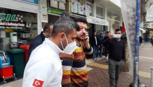 Taksiciler ve müşteri arasında bıçaklı kavga: 3 yaralı - Videolu Haber