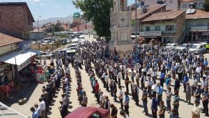 Talha ve Hüseyin gözyaşlarıyla son yolculuklarına uğurlandı