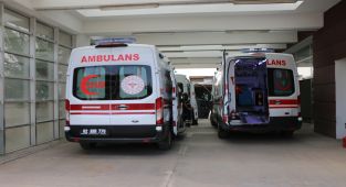Tartışma bıçaklı kavgaya döndü: 1 yaralı