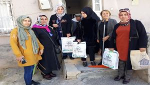TOGEM’li Kadınlar, Yaşlı Kadının Evini Temizledi