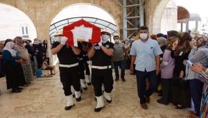 Trafik kazasında hayatını kaybeden polis memuru Adıyaman’da toprağa verildi