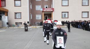 Trafik kazasında hayatını kaybeden polis memuru memleketine uğurlandı
