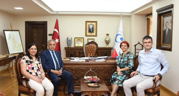Türk Anesteziyoloji ve Reanimasyon Derneği’nden Rektör Turgut’a Ziyaret
