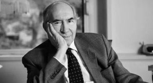 Türk siyasetinin ve basın dünyasının duayen ismi Altan Öymen 93 yaşında vefat etti