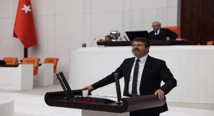 Tutdere: Okulların açılması olumlu bir adım ancak barınma sorunu göz ardı edilemez