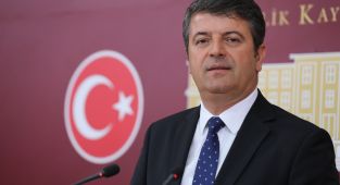 Tutdere, 'Ölüm Kavşağı'nı Meclis gündemine taşıdı