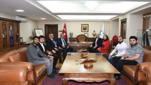 ÜNİAK Genel Başkan Yardımcısı Sedef’ten Rektör Turgut’a Ziyaret