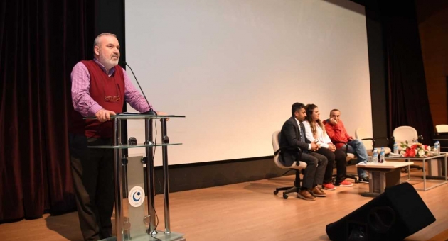 Üniversite Kariyer Günlerinde “Triatlon Sporu” Anlatıldı
