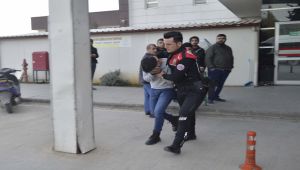 Uyuşturucuyla Yakalanan 2 Şüpheli Gözaltına Alındı