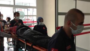 Üzerine iskele düşen işçi yaralandı - Videolu Haber
