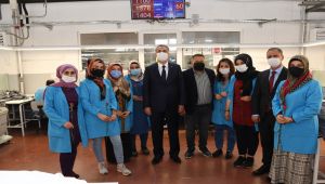 Vali Çuhadar, emekçi kadınları unutmadı