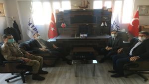 Vali Çuhadar'ın Kahta temasları aralıksız sürüyor