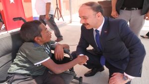Vali Erin: Engellileri Anlamak İçin Empati Kurun