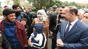 Vali Erin Resulayn’da Halkla Buluştu