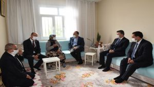 Vali Erin, Şehit Ailelerini ve Görev Başındaki Polisleri Ziyaret Etti - Videolu Haber