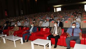 Vali Mahmut Çuhadar, mahalle muhtarlarıyla buluştu