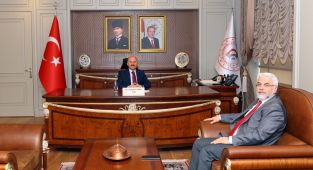Vali Osman Varol, AK Parti İl Başkanı Faruk Bülent Kablan’ı kabul etti