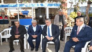 Vali Pekmez'den Şehit Ailesine Başsağlığı Ziyareti