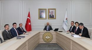 Vali Varol başkanlığında değerlendirme toplantısı düzenlendi