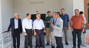 Vali Varol, 'Çelikhan Gençlik Merkezi'nde incelemede bulundu