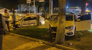 Valilik Kavşağı’nda kaza: 4 yaralı - Videolu Haber