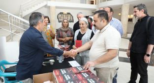 Viranşehir'de Yazar Lütfü Sevmezler için imza günü düzenlendi