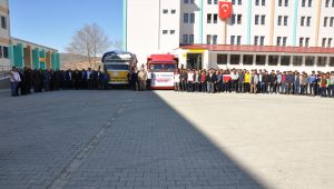Yardım Malzemeleri Dualar Eşliğinde İdlib'e Gönderildi