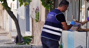 Yaşlı ve engellilere sıcak yemek