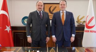 Yeniden Refah Partisi'nde deprem: Kasım Gülpınar istifa etti - Videolu Haber