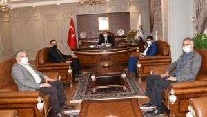 Yerel gazete sahiplerinden Vali Mahmut Çuhadar’a ziyaret