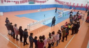 Yetenekli sporcuları keşfediliyor