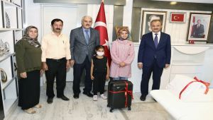 YKS şampiyonu başarısını Başkan Kılınç’la paylaştı