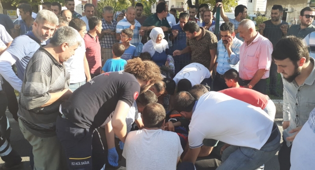 Yolun Karşısına Geçmek İsteyen Yayaya Otomobil Çarptı