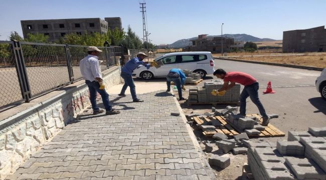 Yunus Emre Mahallesi’nde Kaldırım Çalışması