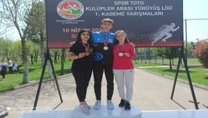 Yürüyerek Adıyaman'a 2 altın, 1 bronz madalya getirdiler
