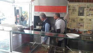 Zabıta Ekipleri, Sağlıksız Gıdaya Müsaade Etmiyor