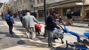 Zabıta kaldırım işgallerine geçit vermiyor