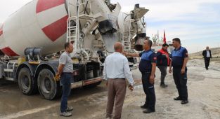 Zabıtalardan beton firmalarına yönelik denetim